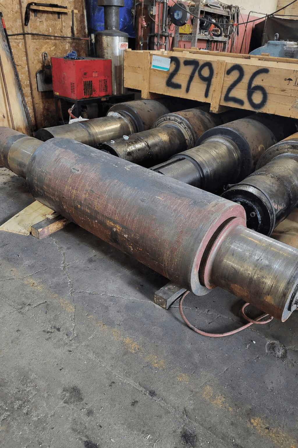 New Hydraulic Retrofit Roll Adjusters for Mills and Calenders